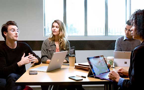 Insight and Microsoft provide software, cloud and device solutions