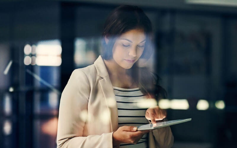 Woman holding a tablet PC